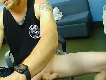 Stripchat Free Porn Cam of Ironlife