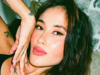 Xlovecam Adult Video Chat of HarleyRoods