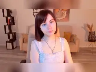 Xlovecam Sex Chat of ChrissieCandy