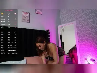 Xlovecam Live Sex of KinkyWildQueen