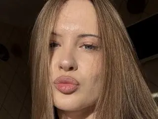 Xlovecam Live Porn of JoelleCanal