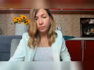Xlovecam Free Live Porn of LoriEla