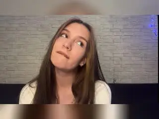Xlovecam Free Porn Cam of TonyaBartron