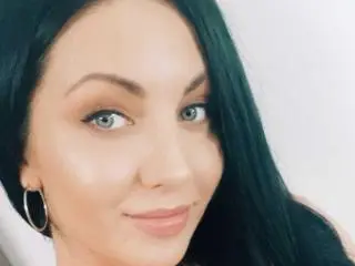 Xlovecam Sex Chat of TanyaDevon
