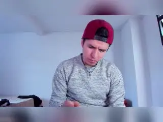 Xlovecam Live Sex Cam of DreamHunterdz