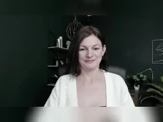 Xlovecam Adult Webcams of VivianTease