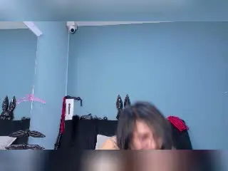 Xlovecam Free Live Porn of DonnaJones