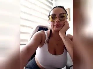 Xlovecam Sex Cam of GalaMalkova