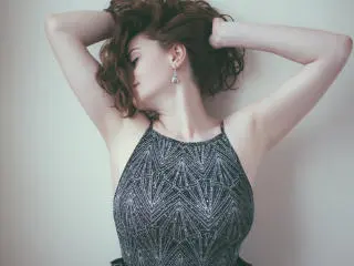 Xlovecam Sex Chat of ChicEva