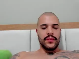Xlovecam Nude Webcam of MedellynDark