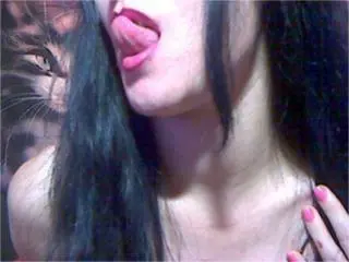 Xlovecam Adult Video Chat of 1KinkyBrunette