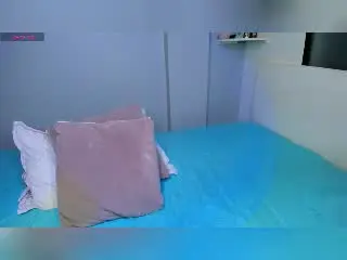 Xlovecam Nude Webcam of MiaAylen
