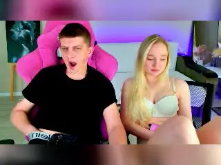 Xlovecam Sex Chat of ShawtyMiaAndJack